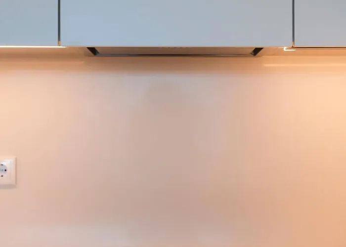 Apartment - With Ac, Parking And Balcony Porto