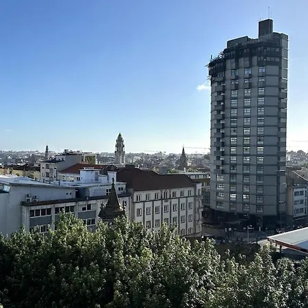 Lejlighed - With Ac, Parking And Balcony