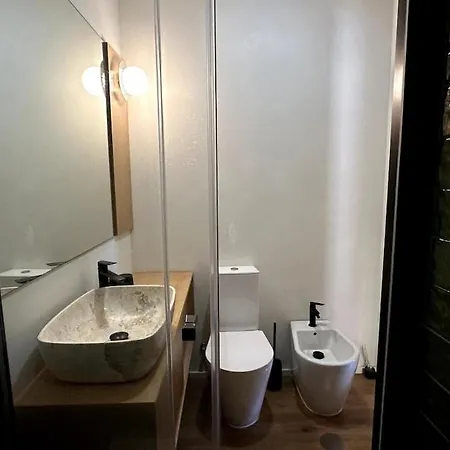 - With Ac, Parking And Balcony Apartment *