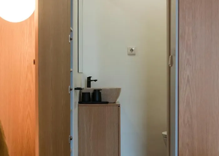 Apartamento - With Ac, Parking And Balcony