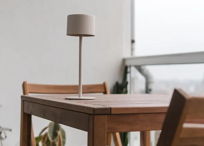 - With Ac, Parking And Balcony Apartamento *